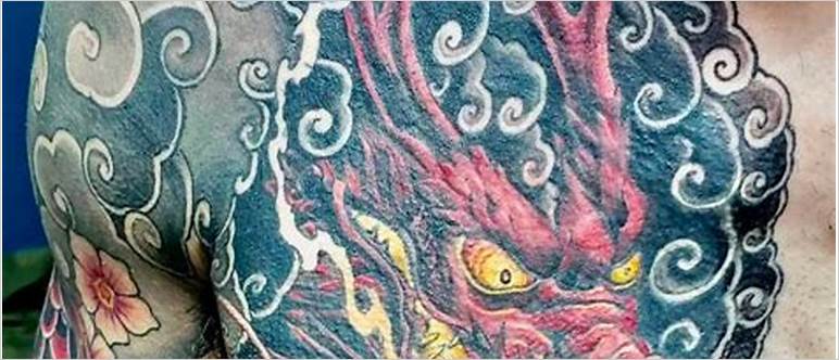 Tattoo dragon chest